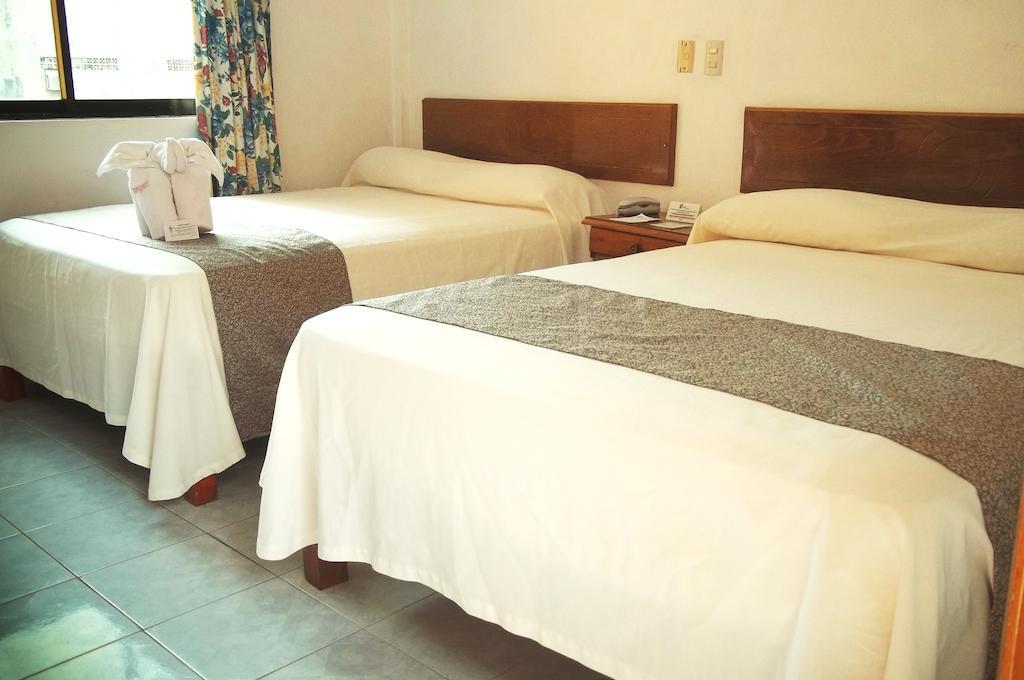 Hotel Arcos Del Parque Acayucan Room photo