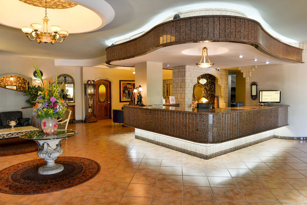 Hotel Arcos Del Parque Acayucan Exterior photo