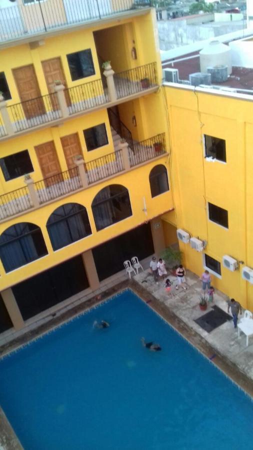 Hotel Arcos Del Parque Acayucan Exterior photo