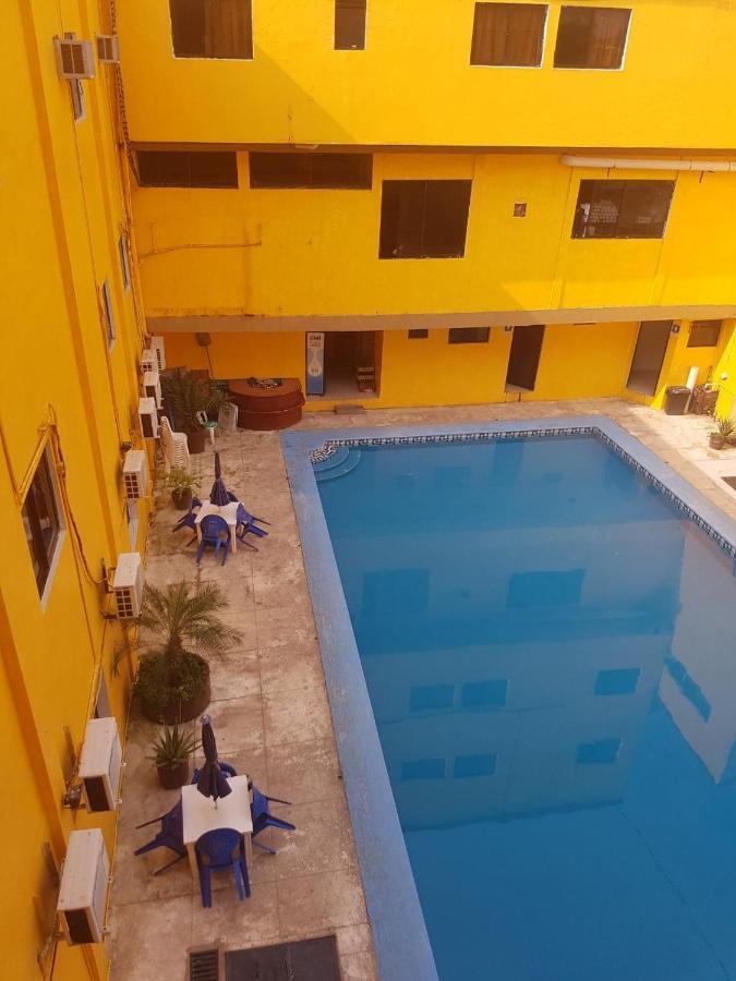 Hotel Arcos Del Parque Acayucan Exterior photo